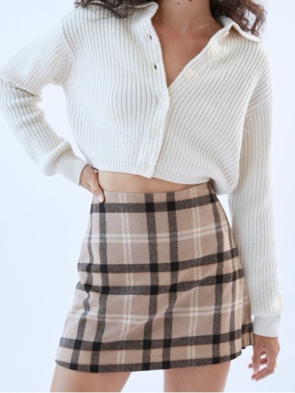 Wilfred (Aritzia) | Plaid Wool Cashmere Mini Skirt | Size 2 | Beige/Black